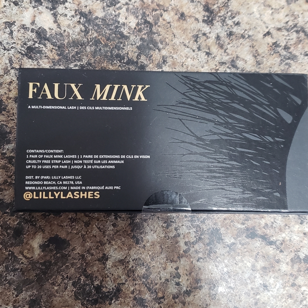 Lilly Lashes Faux Mink Dramatic Black Lashes - Picture 2 of 2